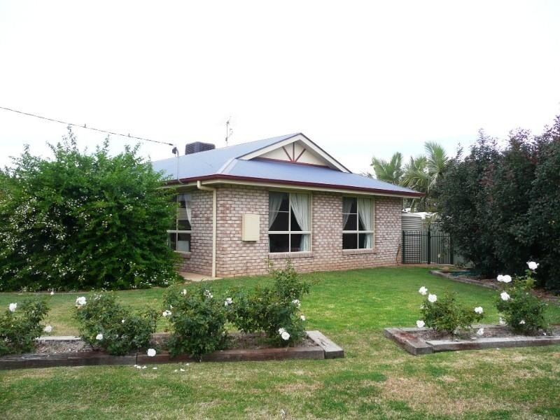 18 Kilroy Street, St George QLD 4487