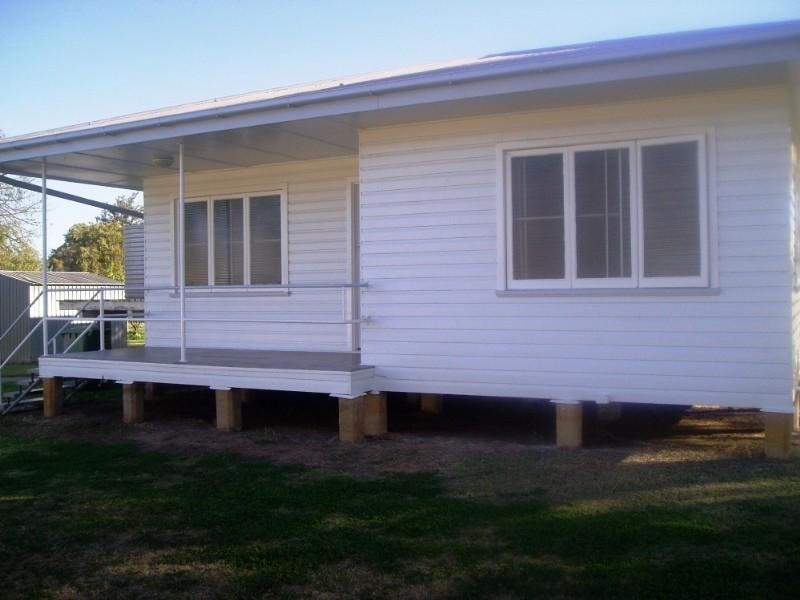 90 Alfred Street, St George QLD 4487