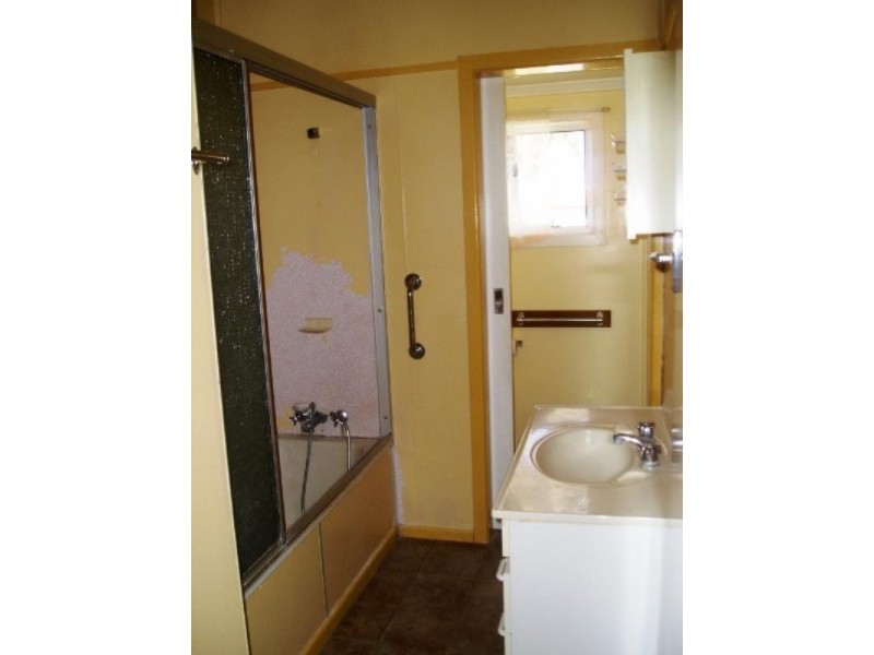 90 Alfred Street, St George QLD 4487