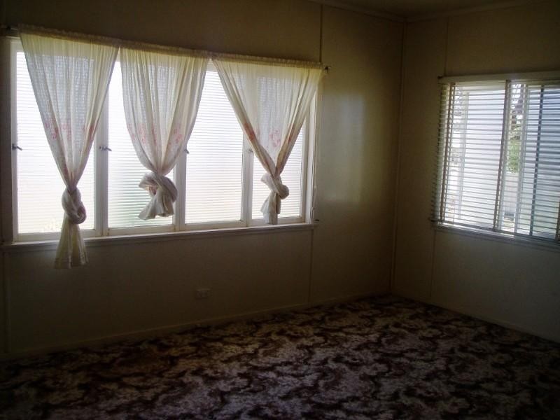 90 Alfred Street, St George QLD 4487