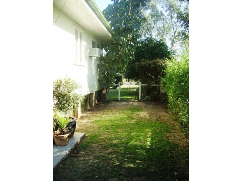 2 Anne Street, St George QLD 4487