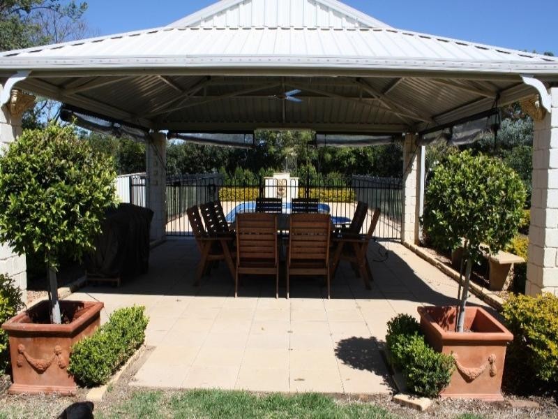 22-24 Turvey Court, St George QLD 4487