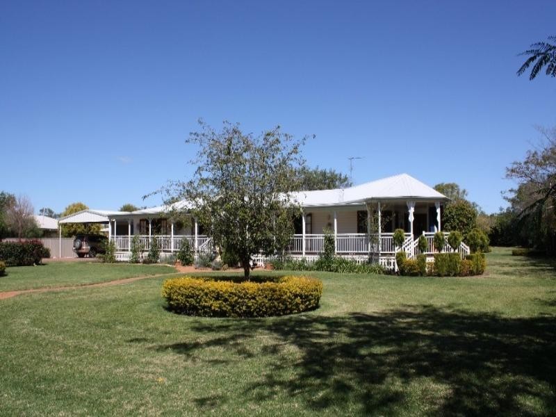 22-24 Turvey Court, St George QLD 4487