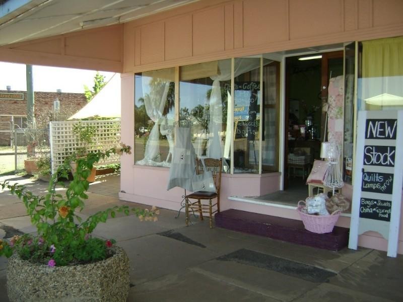 13 Grey Street, St George QLD 4487