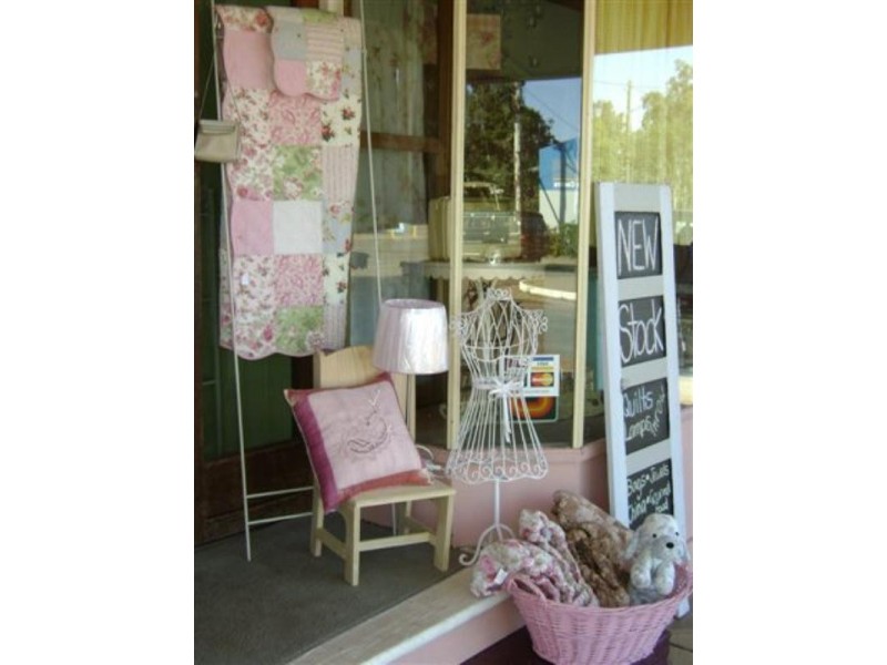 13 Grey Street, St George QLD 4487