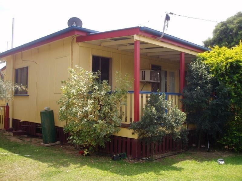 71 Arthur Street, St George QLD 4487