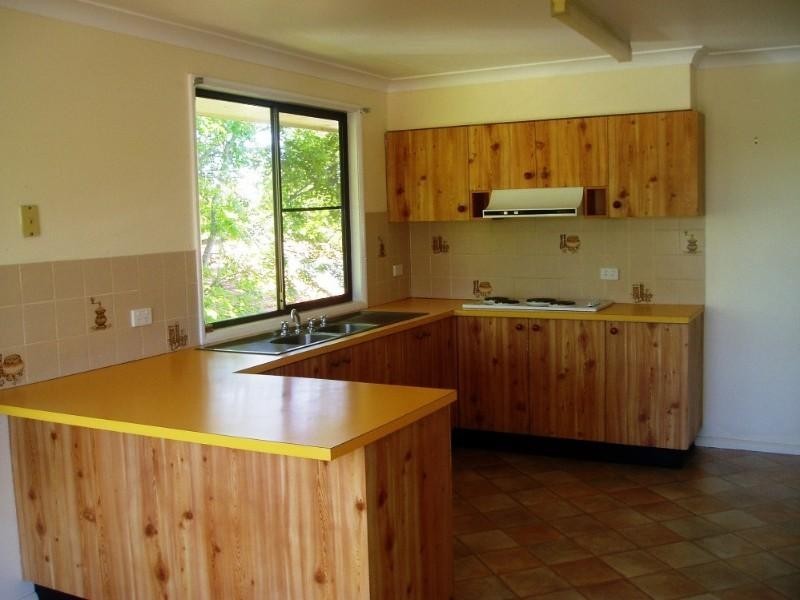 4 Isles Street, St George QLD 4487