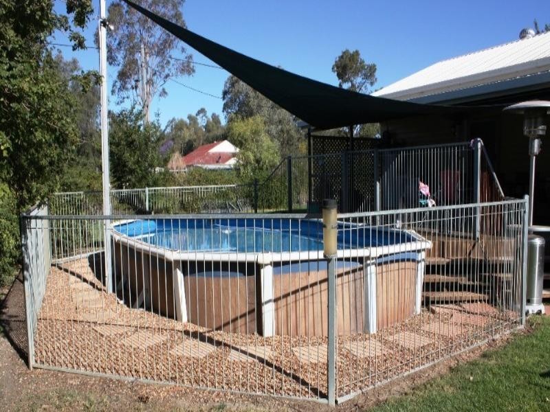 52-54 Albert Street, St George QLD 4487