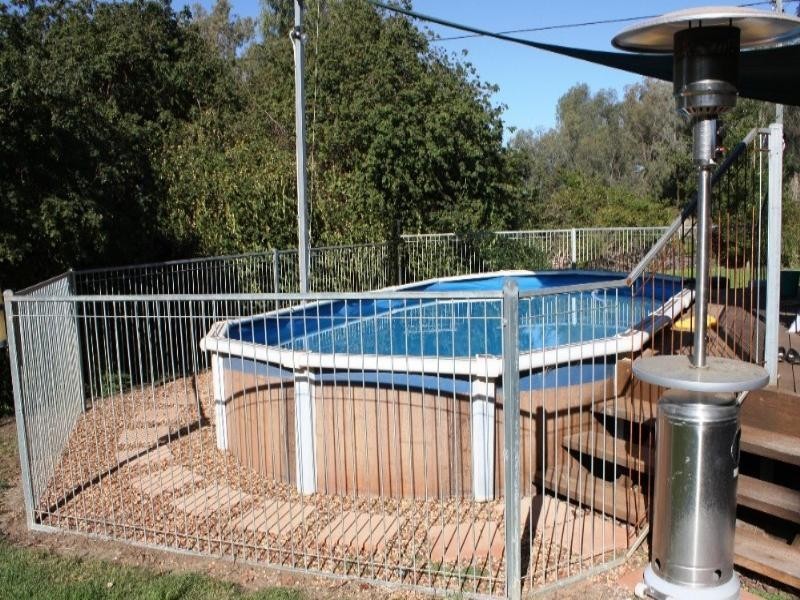 52-54 Albert Street, St George QLD 4487