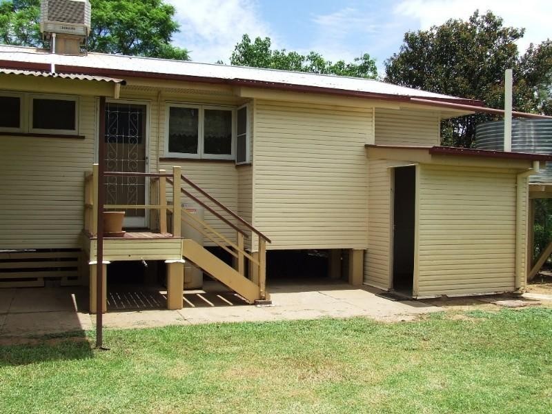 29 Church Street, St George QLD 4487