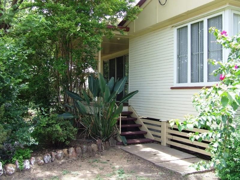 29 Church Street, St George QLD 4487