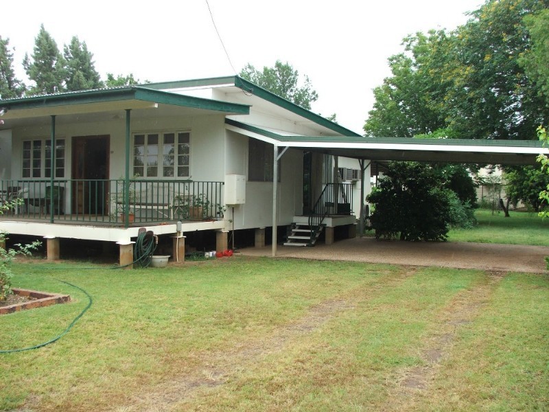 21 Weatherall Street, St George QLD 4487