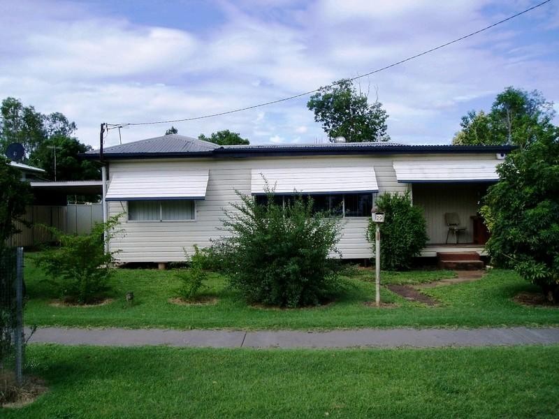 29 Roe Street, St George QLD 4487