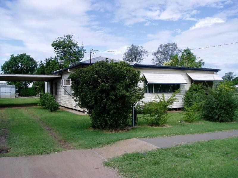 29 Roe Street, St George QLD 4487