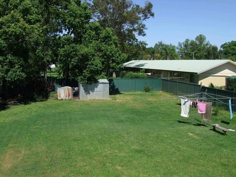 14 Elizabeth Street, St George QLD 4487