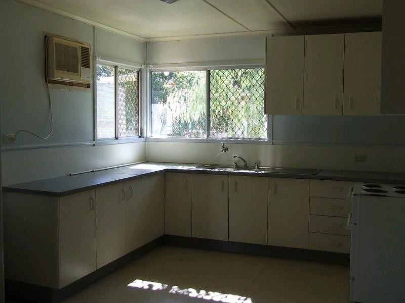 11 Margaret Street, St George QLD 4487