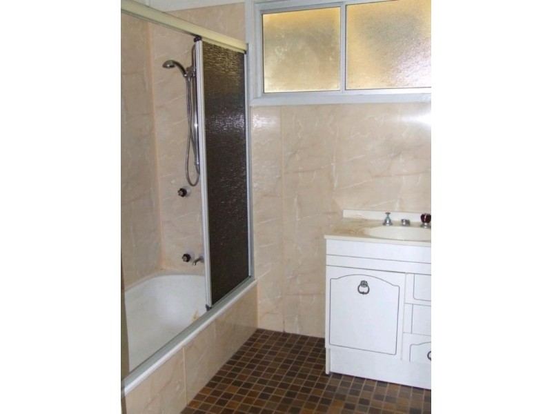 11 Margaret Street, St George QLD 4487