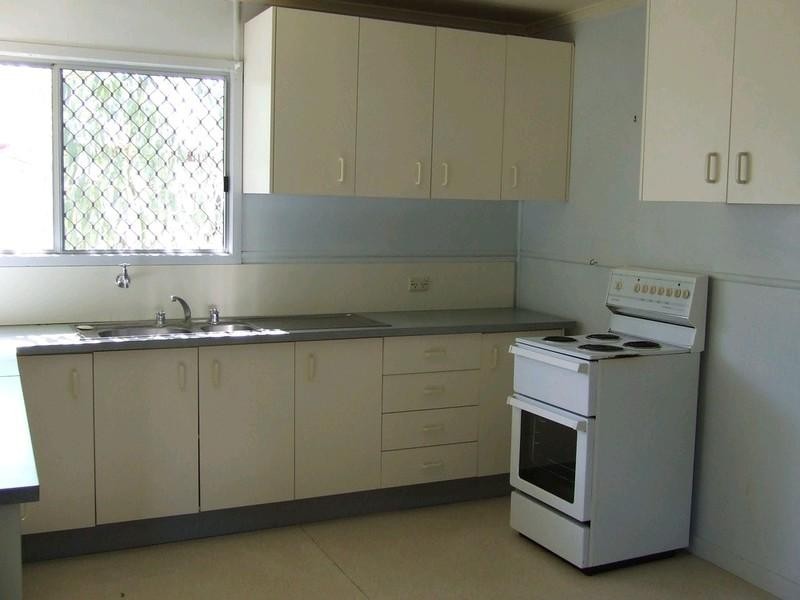 11 Margaret Street, St George QLD 4487