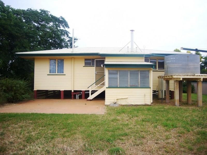 28 Marie Street, St George QLD 4487