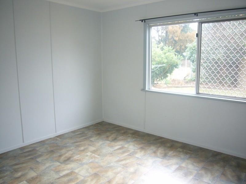 2/14 Hutt Street, St George QLD 4487