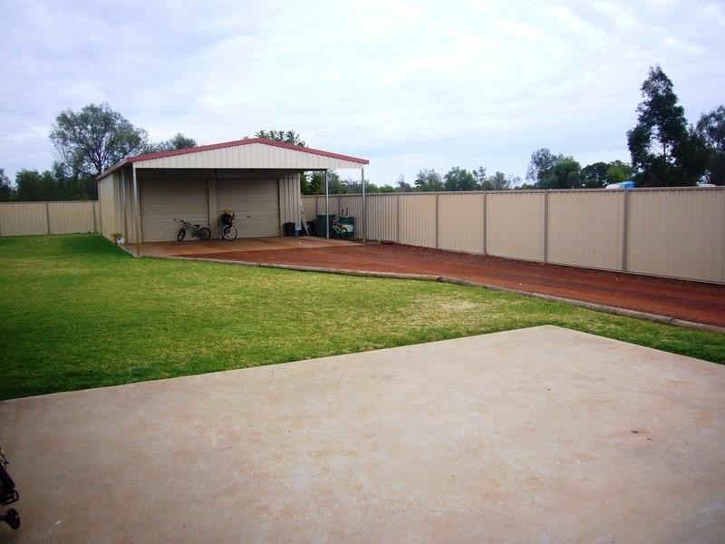 12 Taylor Street, St George QLD 4487