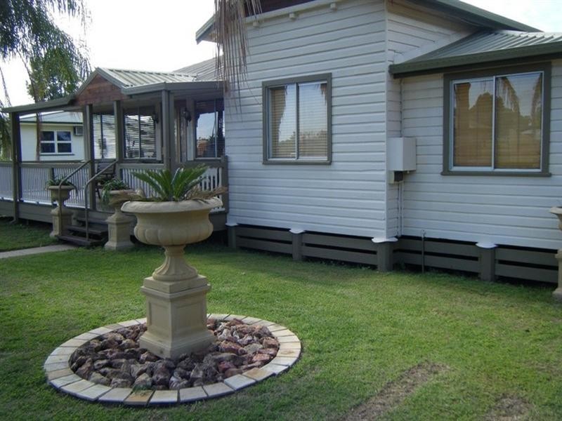 20 Victoria Street, St George QLD 4487
