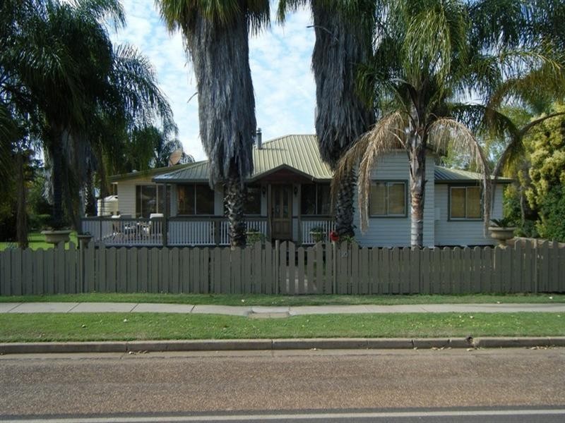 20 Victoria Street, St George QLD 4487