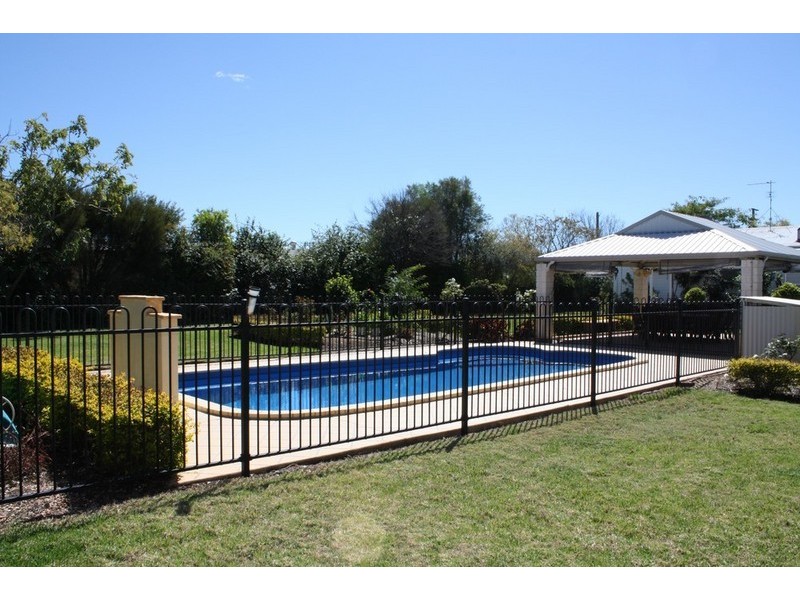 22-24 Turvey Court, St George QLD 4487