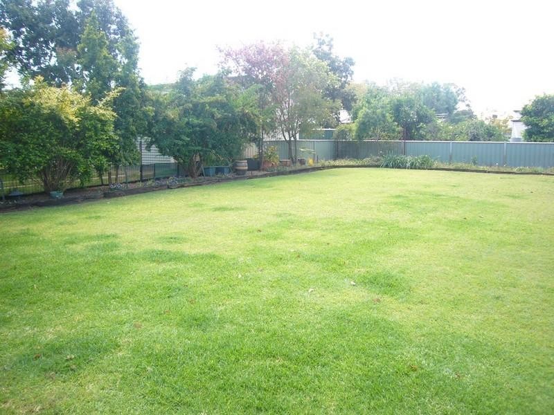 13 Andrew Street, St George QLD 4487