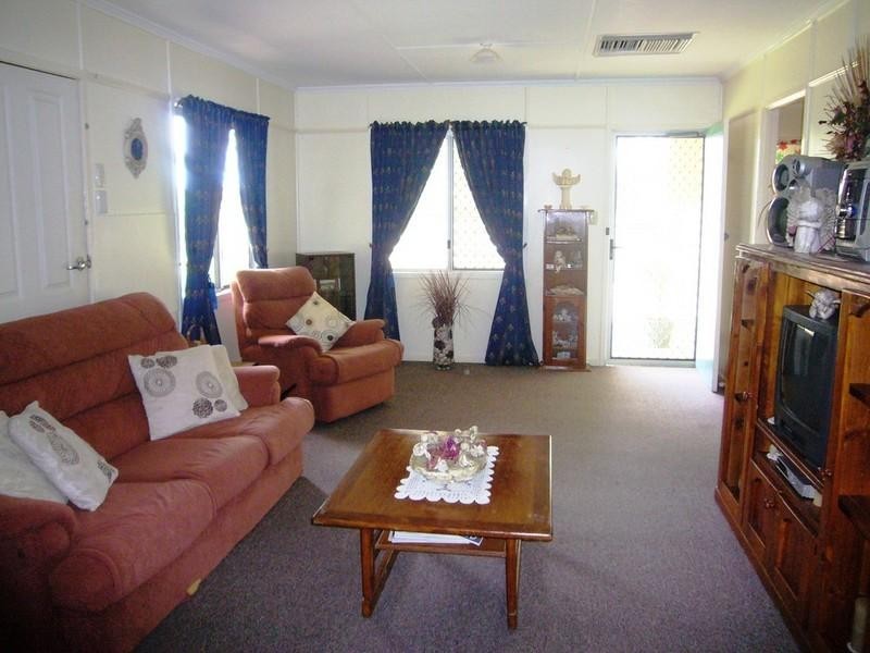 35 Kenny Lane, St George QLD 4487