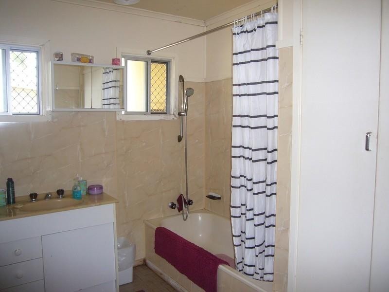 35 Kenny Lane, St George QLD 4487