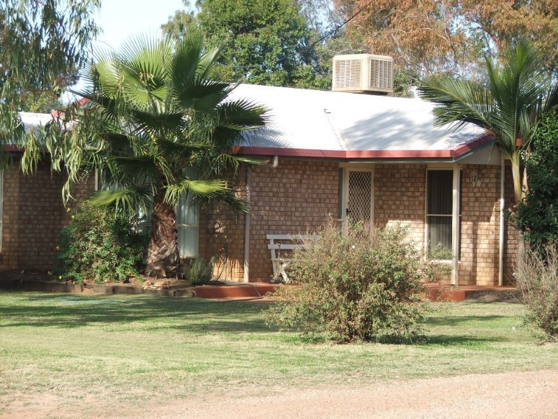 64 Barlee Street, St George QLD 4487