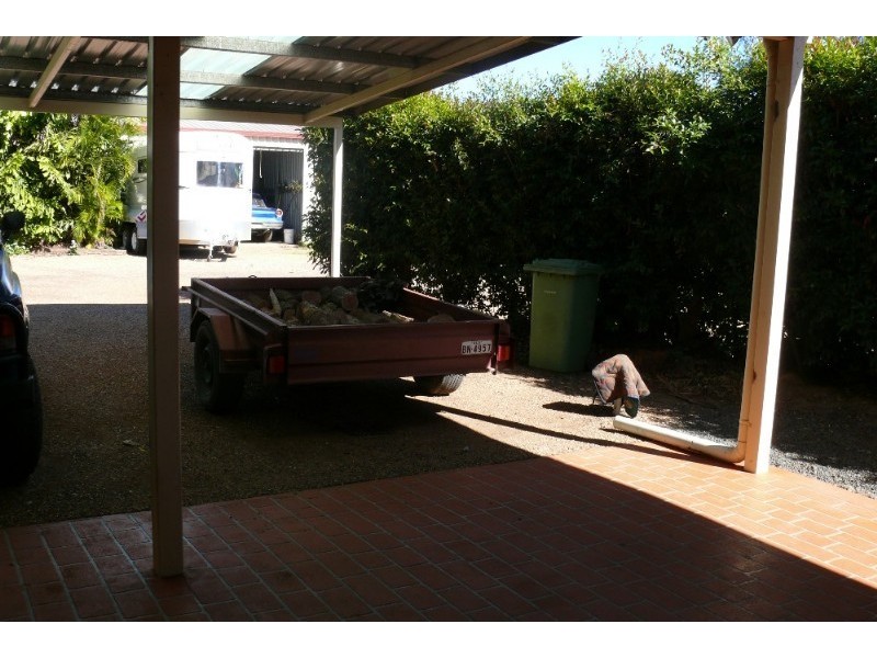 64 Barlee Street, St George QLD 4487