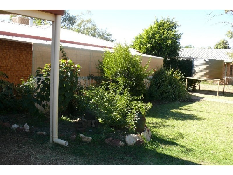 64 Barlee Street, St George QLD 4487