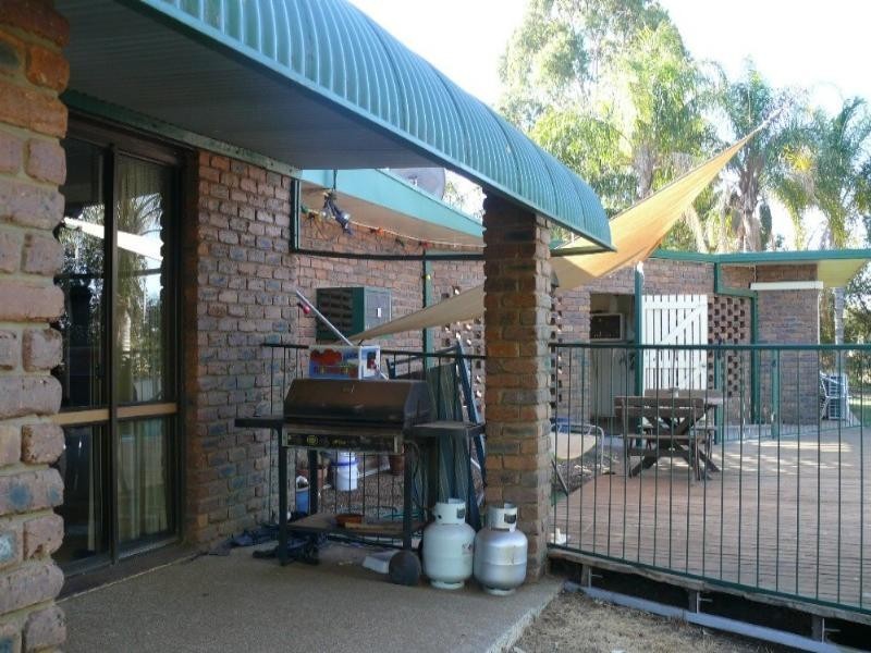 32 Bowen Street, St George QLD 4487