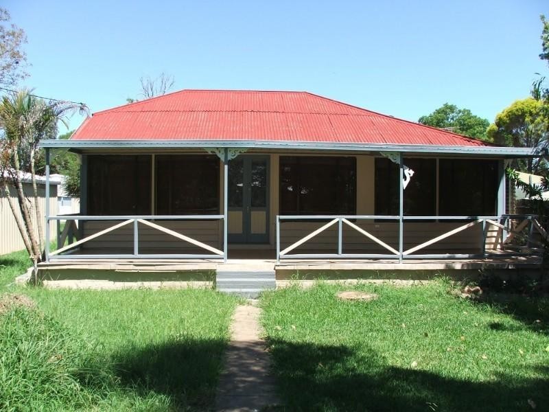 74 Alfred Street, St George QLD 4487