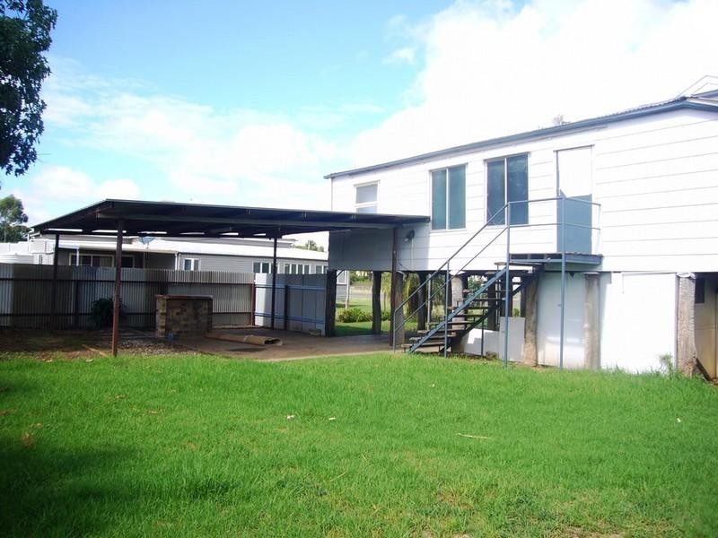 27 Scott Street, St George QLD 4487