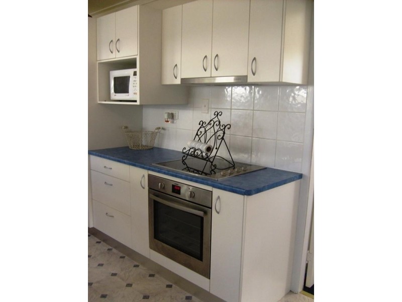 9 Elizabeth Street, St George QLD 4487