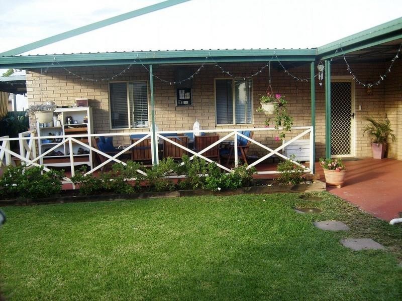 9 Elizabeth Street, St George QLD 4487