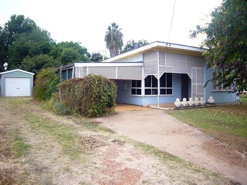 31 Church Street, St George QLD 4487