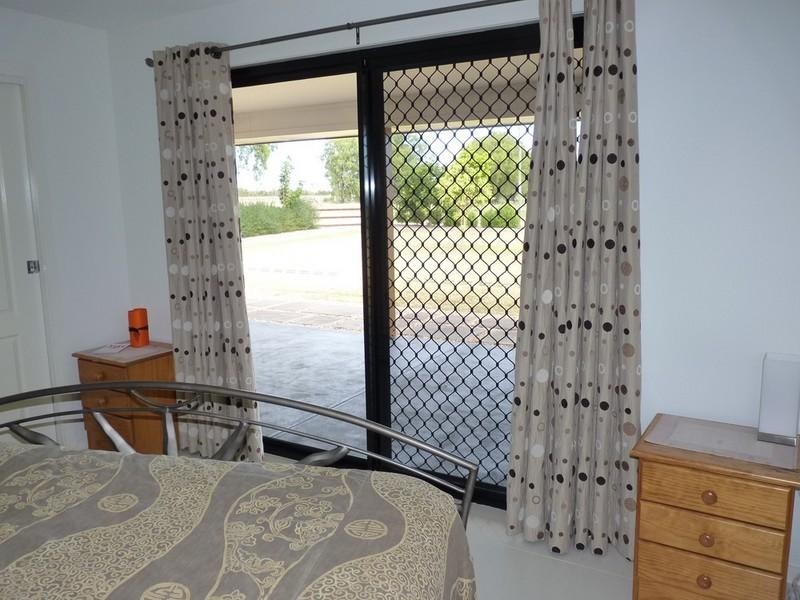 53-57 Herbert Street, St George QLD 4487