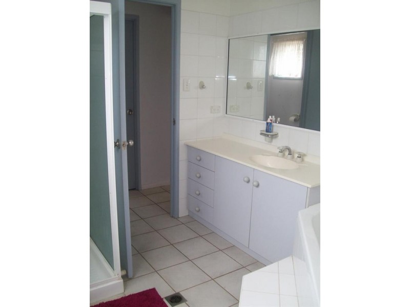 25 Alfred Street, St George QLD 4487