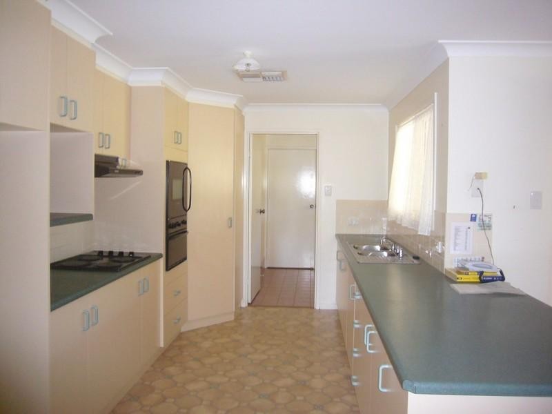 12 Howe Street, St George QLD 4487