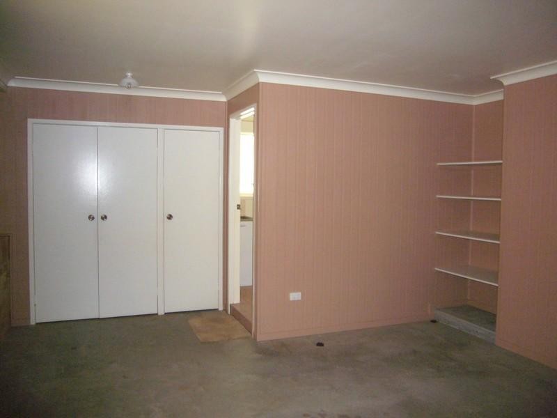 12 Howe Street, St George QLD 4487