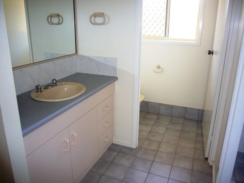 12 Howe Street, St George QLD 4487