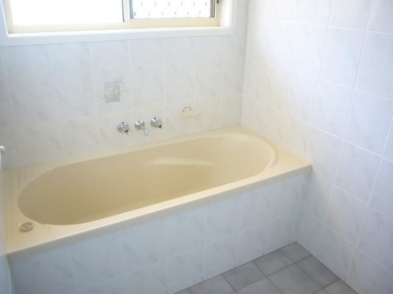 12 Howe Street, St George QLD 4487