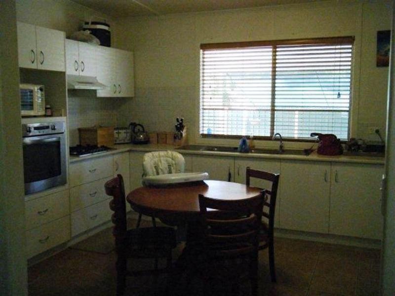 11 Wattle Drive, St George QLD 4487