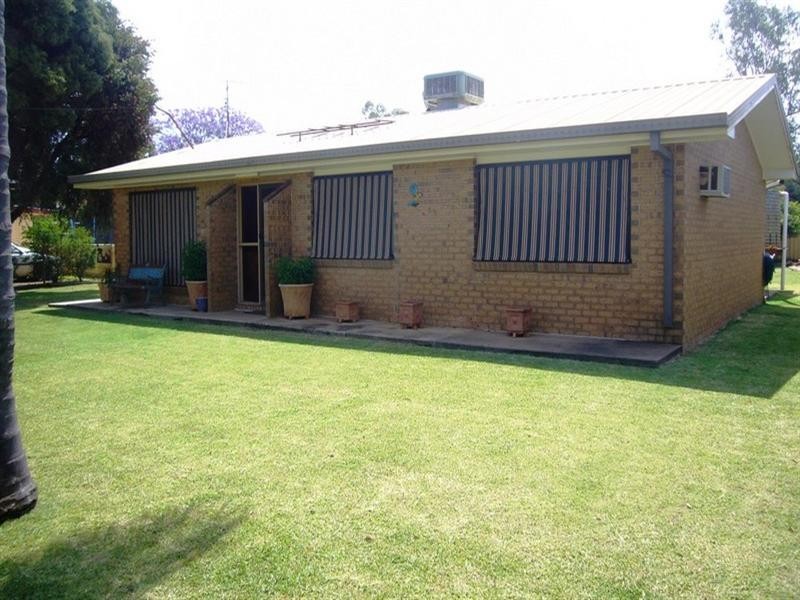 69 Arthur Street, St George QLD 4487