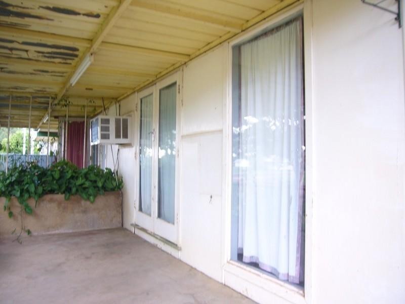 14 Hutt Street, St George QLD 4487