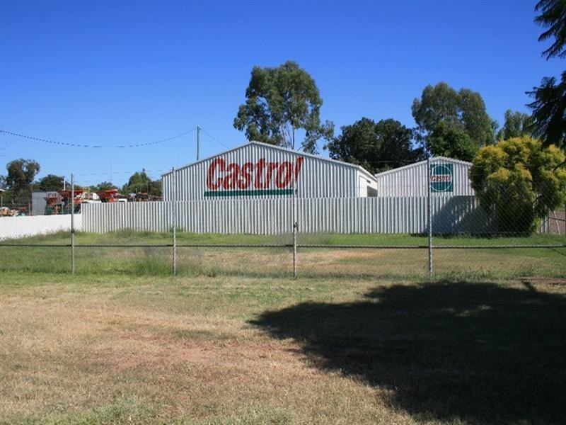 165-167 Victoria Street, St George QLD 4487